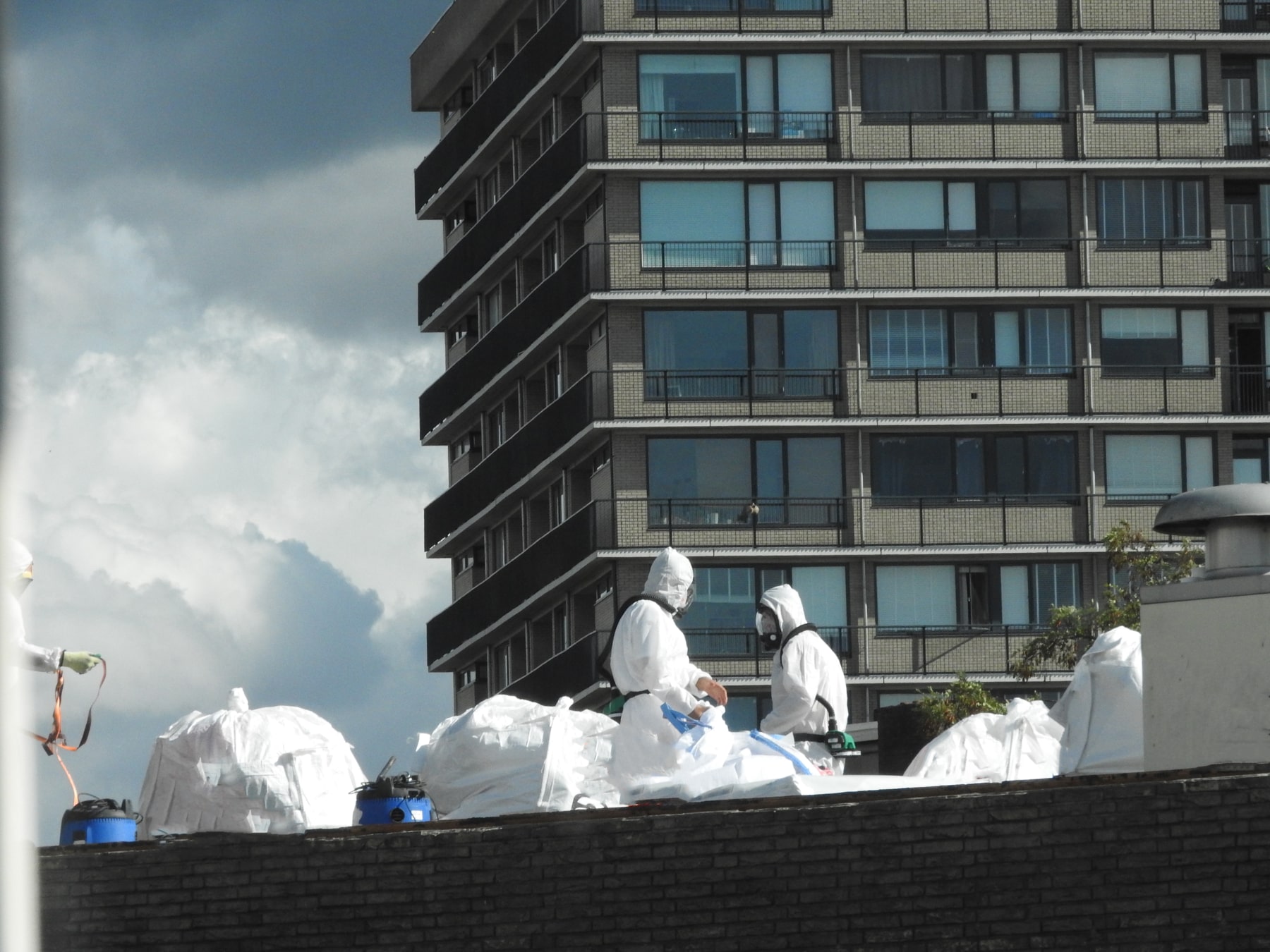 asbestos-surveyors (7) Asbestos collection Crawley